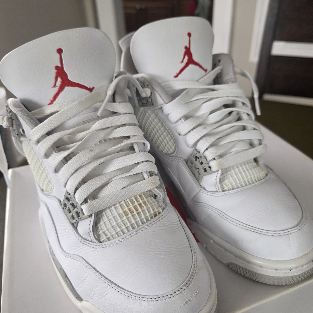 Jordan 4's White Oreo.                    White and Gray Men's Sneakers - Picture 7 of 8